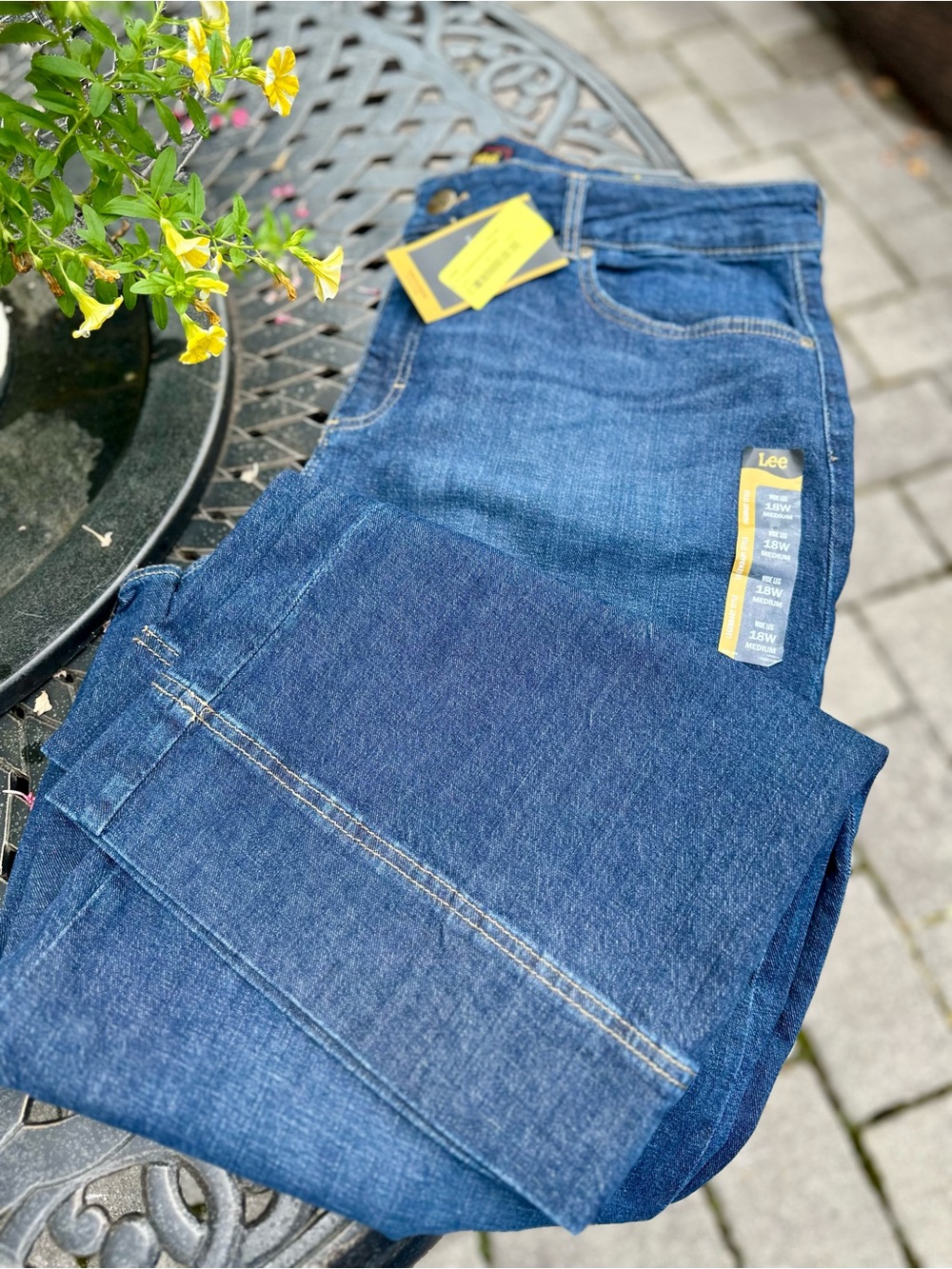 Lee Legendary High Rise Wide Leg Jeans NWT Women’s 18W Medium Stretch Dark Wash